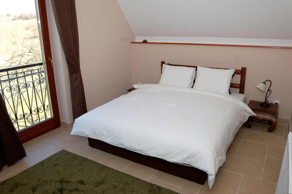 Malomdulo Farmhaz Guest House Pilisborosjeno Bilik gambar